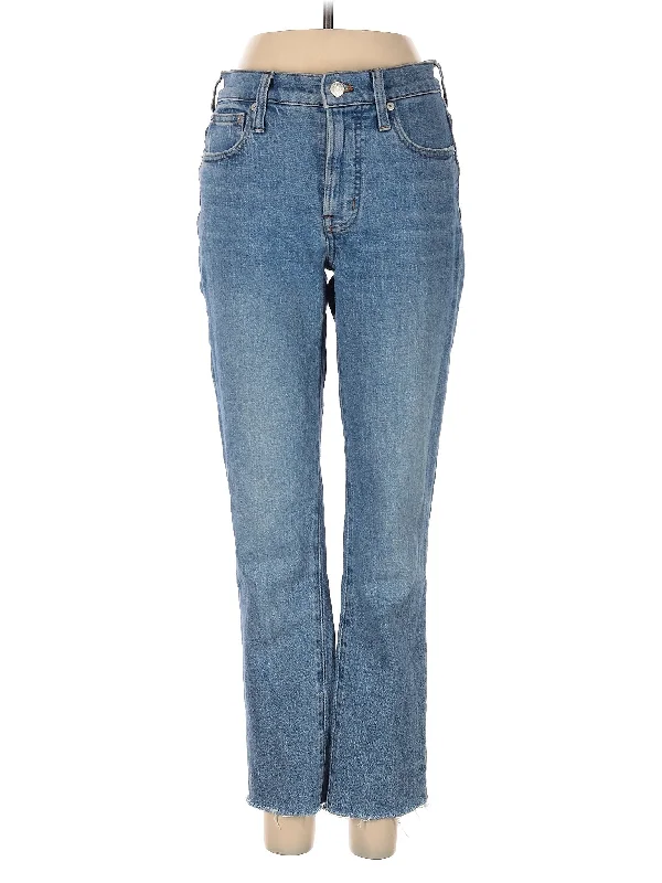 Women's matching top and pants set Mom jeans for a nostalgic and casual look Mid-Rise Straight-leg Jeans in Medium Wash Women's matching top and pants set Mom jeans for a nostalgic and casual look Mid-Rise Straight-leg Jeans in Medium Wash